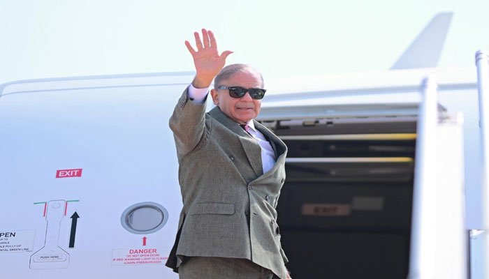 وزیراعظم شہباز شریف 3 ملکی دورے پر روانہ، سعودیہ، برطانیہ اور امریکا جائیں گے