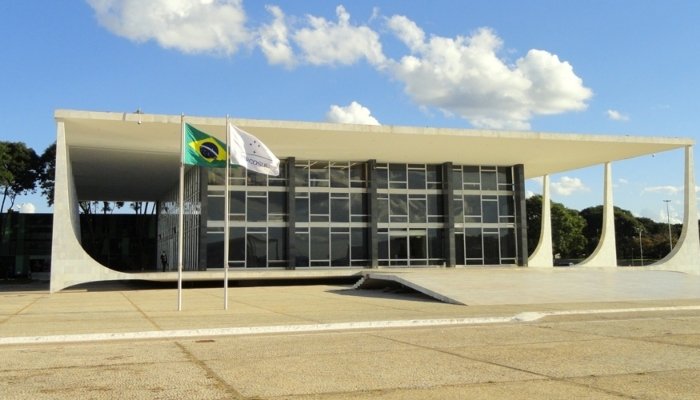 برازیل کے سابق صدربولسونارو مجرم قرار ، عدالت نے 27 سال قید کی سزا سنادی