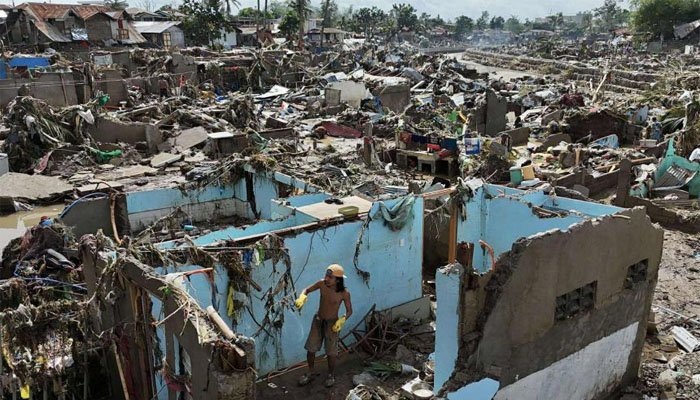 فلپائن میں ہولناک سمندری طوفان سے تباہ کاریاں، 140 افراد ہلاک، درجنوں لاپتہ