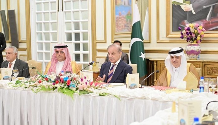 مقدس مقامات مکہ مکرمہ اور مدینہ منورہ کے ہمیشہ محافظ رہیں گے: وزیراعظم