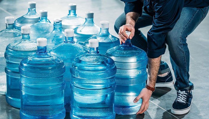 پنجاب کے دور دراز علاقوں میں صاف پانی بوتلوں کے ذریعے گھروں پر مہیا کرنے کا فیصلہ