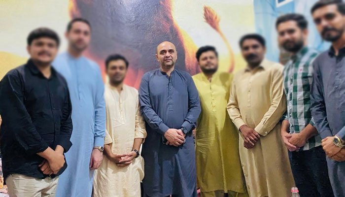 این اے 96 فیصل آباد: الیکشن کمیشن نے ن لیگی امیدوار کی کامیابی کا نوٹیفکیشن روک لیا