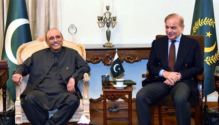 گزشتہ 3 ماہ کے دوران بیرون ملک دوروں میں صدر اور وزیراعظم سمیت کس کس کو تحائف ملے؟ ریکارڈ پبلک