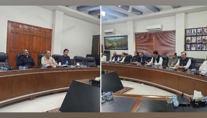 مظفر آباد: حکومتی مذاکراتی ٹیم کے عوامی ایکشن کمیٹی سے مذاکرات، مسائل کا حل نکالنے پرگفتگو