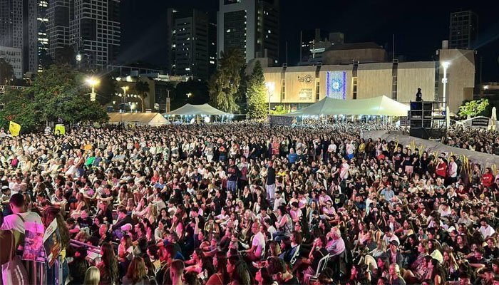 اسرائیل میں نیتن یاہو حکومت کیخلاف احتجاج، یرغمالیوں کی فوری رہائی کا مطالبہ