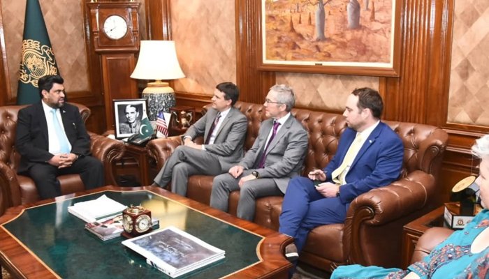 سکبدوش امریکی قونصل جنرل اور کراچی کی یادیں!