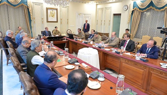 ملکی معیشت کو مستحکم کرنا اولین ترجیح ہے: وزیراعظم