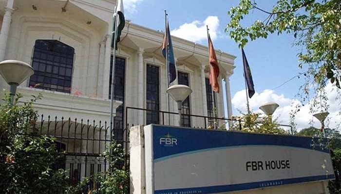 کروڑوں کے اثاثے، سوشل میڈیا پر شاہانہ زندگی کی نمائش، 20 سے زائد ٹیکس چوروں کی نشاندہی ہوگئی