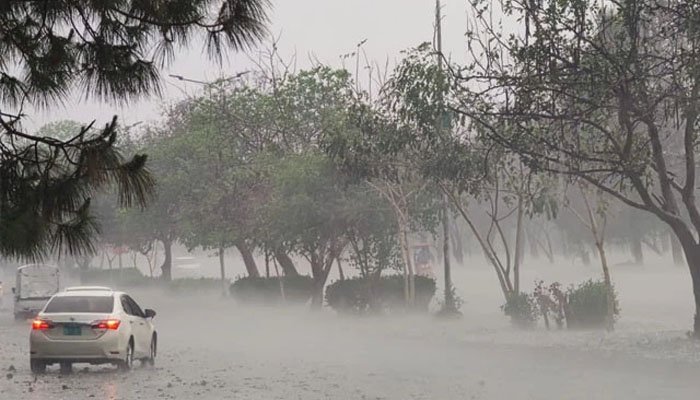 خیبرپختونخوا اور پنجاب میں طوفانی بارشوں کی پیشگوئی، الرٹ جاری