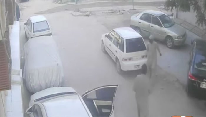 کراچی: جوہر اورگلشن اقبال میں سفید رنگ کی گاڑیاں چوری کرنے والا گینگ سر گرم